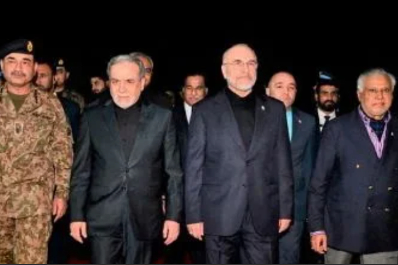 Iranian Delegation Claims Narrow Escape from Aerial Attack En Route to Pakistan: Report