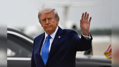 Trump Puts 50% Canada Tariffs on Hold